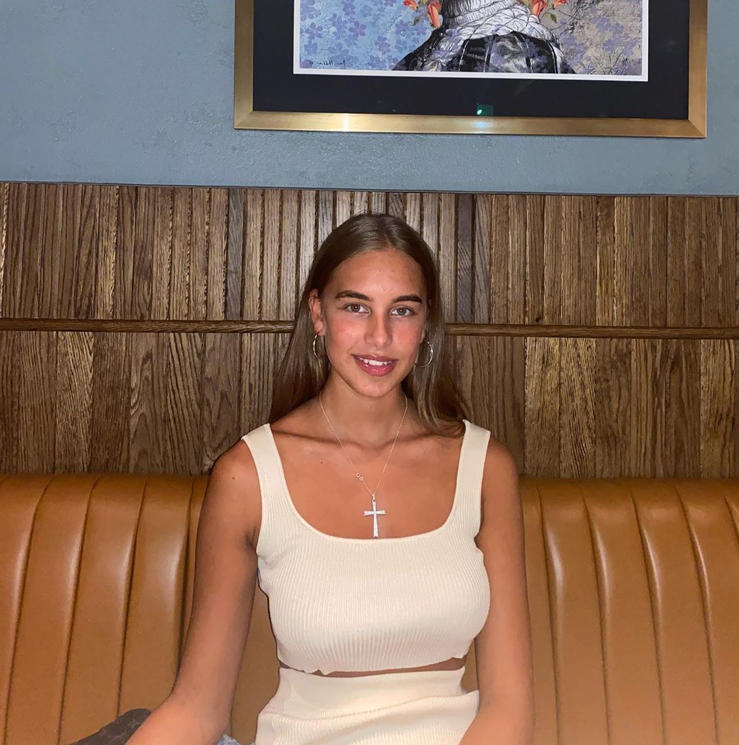 Uploaded photo by Louisepigen