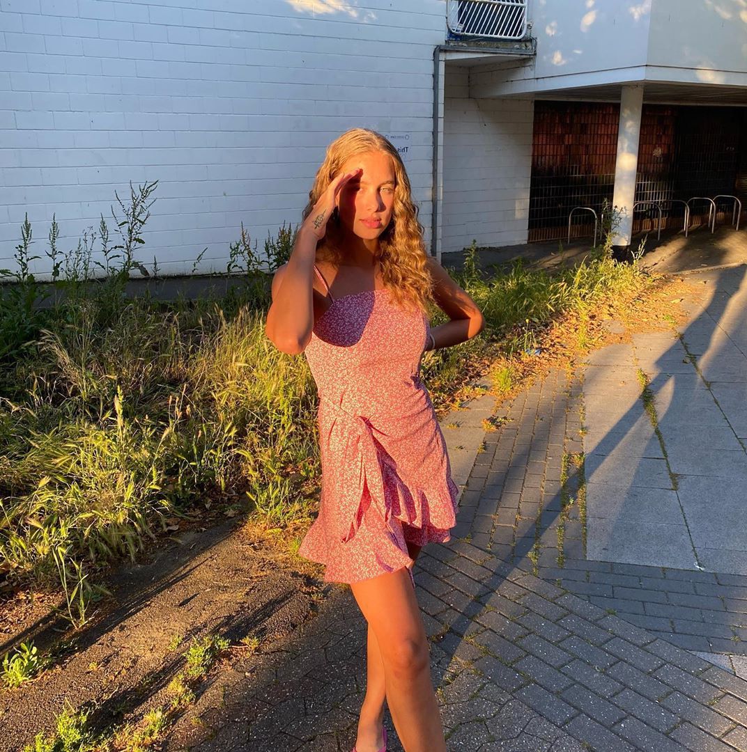 Uploaded photo by Louisepigen